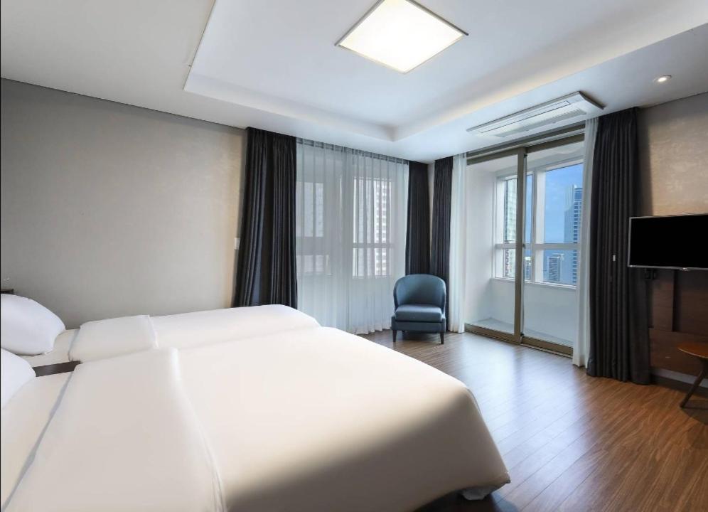 Haeundae Wide Ocean View & Residence Busan Exterior photo