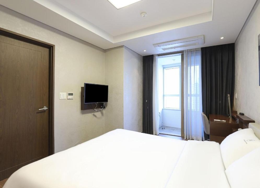 Haeundae Wide Ocean View & Residence Busan Exterior photo